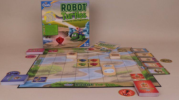 Auf dem Bild ist das Brettspiel "Robot Turtles" zu sehen 