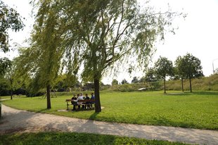 Spielplatz im Josef Grössingpark in der Leopoldau
