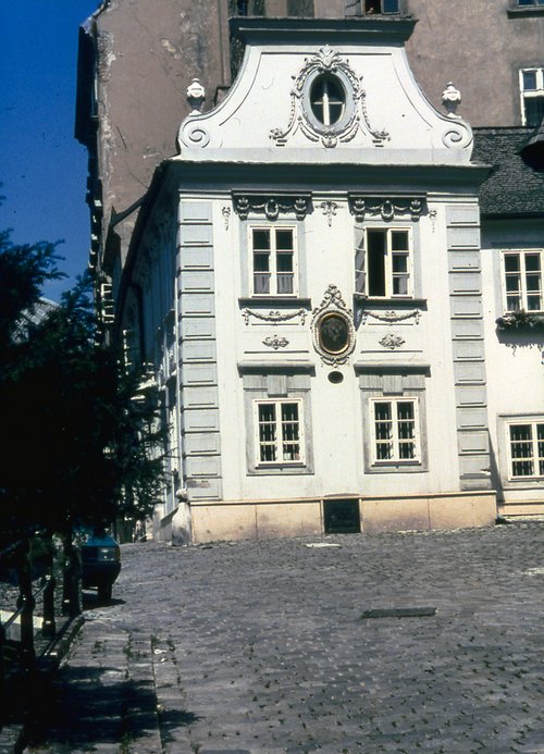 Dreimäderlhaus in der Schreyvogelgasse im 1. Wiener Gemeindebezirk