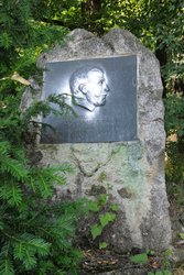 Gedenkstein Degenruhe an der Johann-Staud-Straße