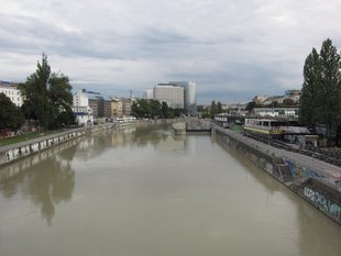 Donaukanal bei der Augartenbrücke