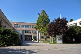 Gymnasium Franklinstraße 26 in Donaufeld