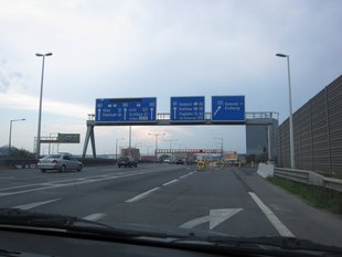 Autobahn: A23