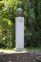 Johann Stauddenkmal am Mörikeweg