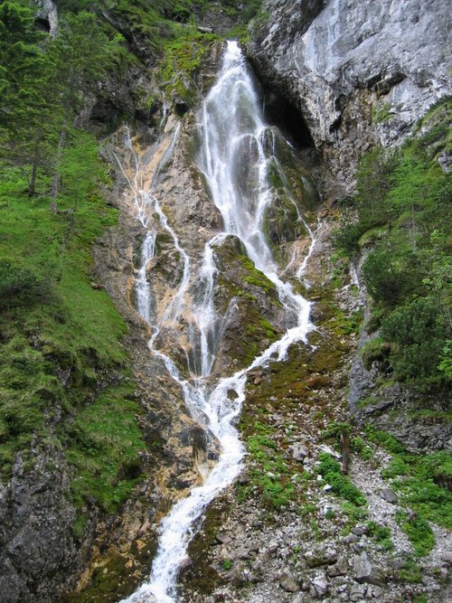 Gebirgsbach in der Silberkarklamm (Steiermark)